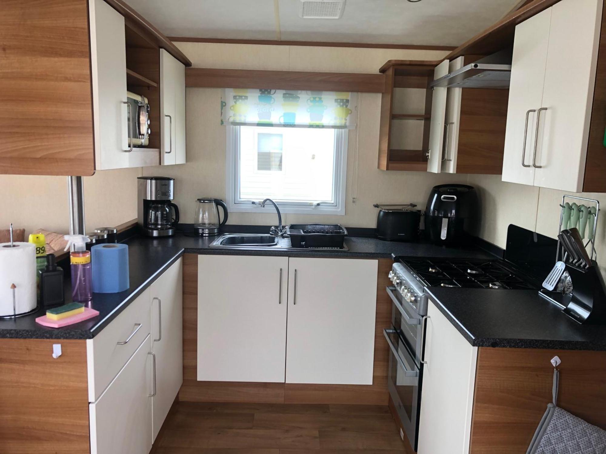 Two X 8 Berth Static Caravan On Lyons Robin Hood Rhyl North Wales Meliden Extérieur photo